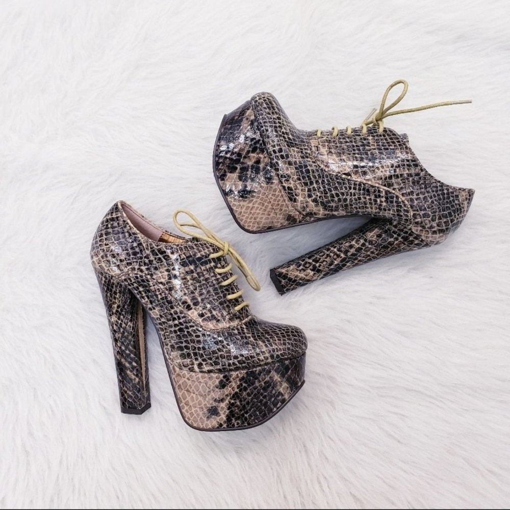 NIB Platform Heeled Oxfords